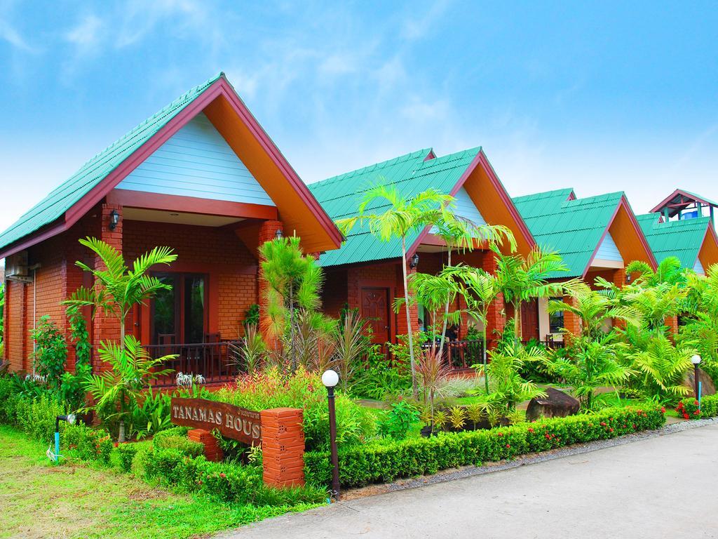 Tanamas House Hotel Thalang Luaran gambar